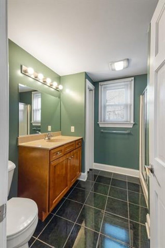 Building Photo - Single Family Home In Harrisonburg