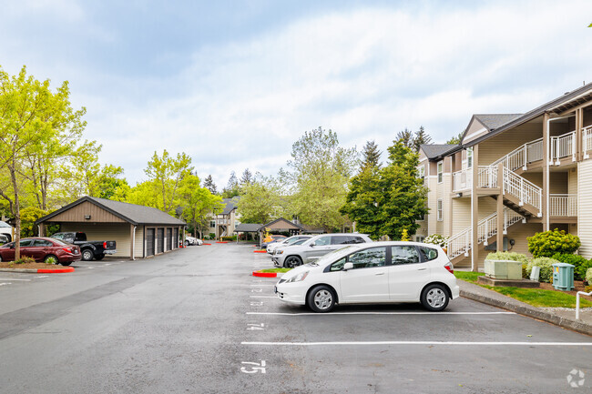 Context - Front 9 Condominiums