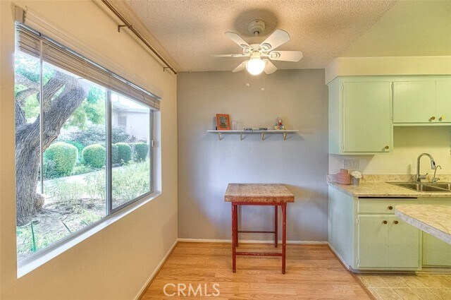 Building Photo - 504 S Euclid Ave