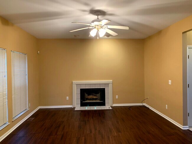 Building Photo - 29252 Autumn Ridge