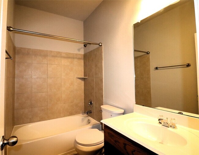 Building Photo - 9027 Fuqua Ridge Ln