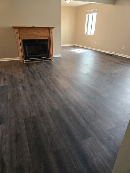 Bedroom - 652 Olde Towne Ave