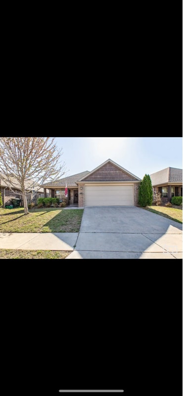 Building Photo - 2670 N Barcelona Ave