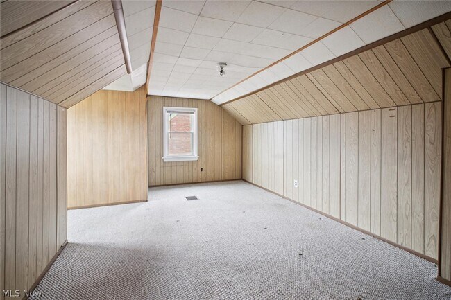 Building Photo - 14116 Krems Ave