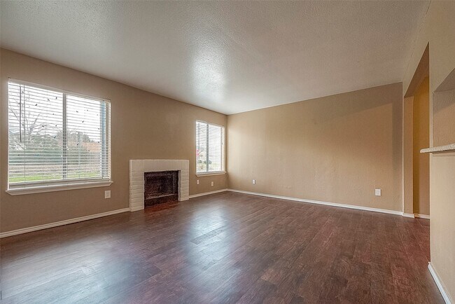 Building Photo - 12655 Ashford Meadow Dr