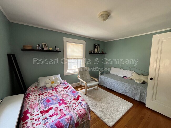 Building Photo - 109 Ardmore St