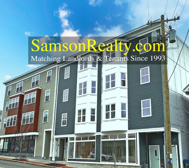 Building Photo - 381 Wickenden St