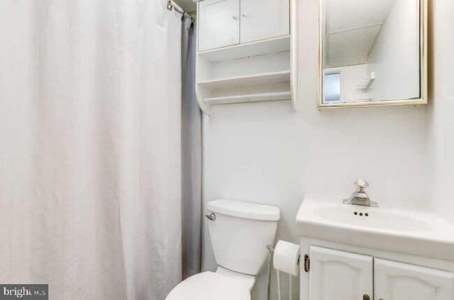 Building Photo - 5885 9th Rd N