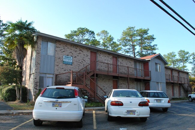 Primary Photo - Van Mar Apartments
