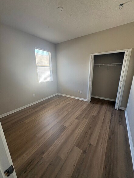 Building Photo - 1106 Fennel Green Dr