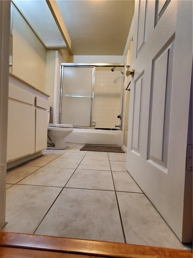 Building Photo - 16584 Lorelei Ln