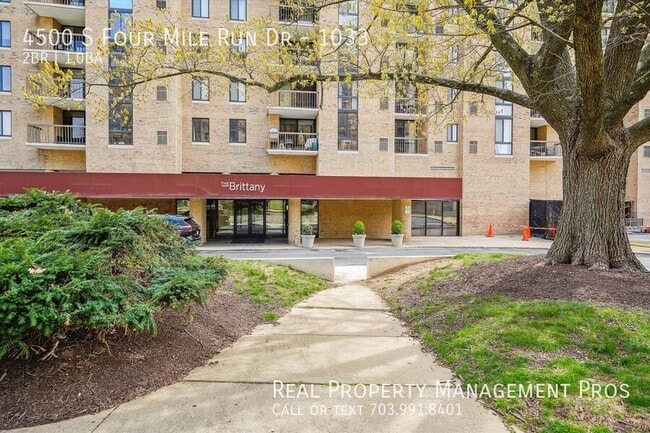 Building Photo - 4500 S Four Mile Run Dr