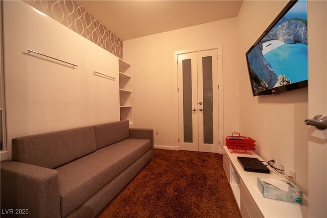 Building Photo - 4575 Dean Martin Dr