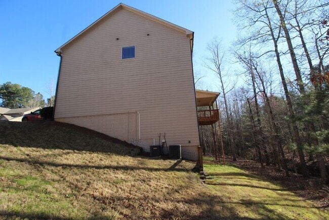 Building Photo - Brookside Crossing!