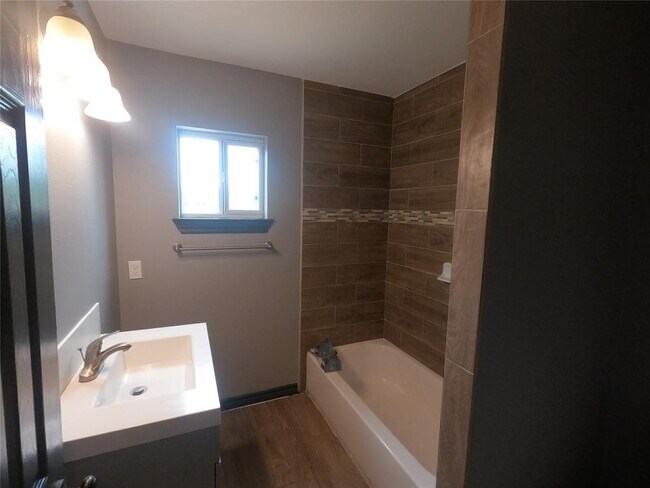 Building Photo - 107 Culmore Dr