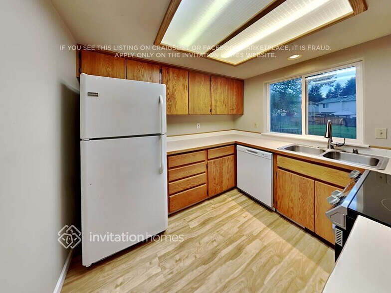 Building Photo - 16024 92nd Ave Ct E