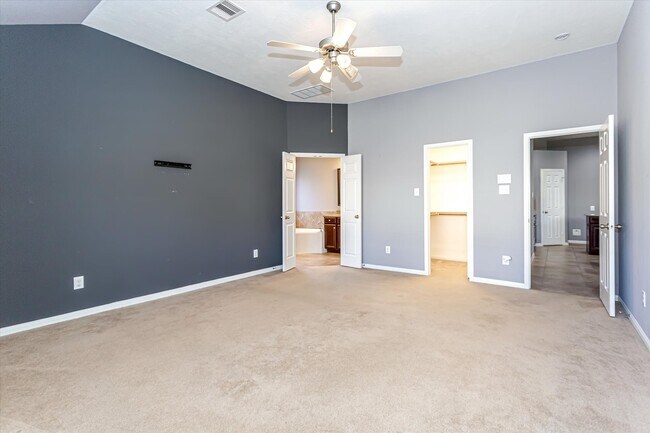 Building Photo - 14322 Baron Creek Ln