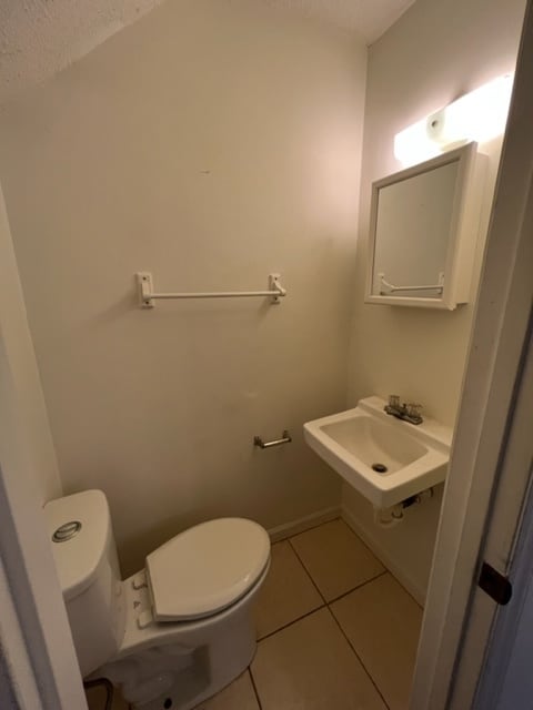 Building Photo - 1 White St