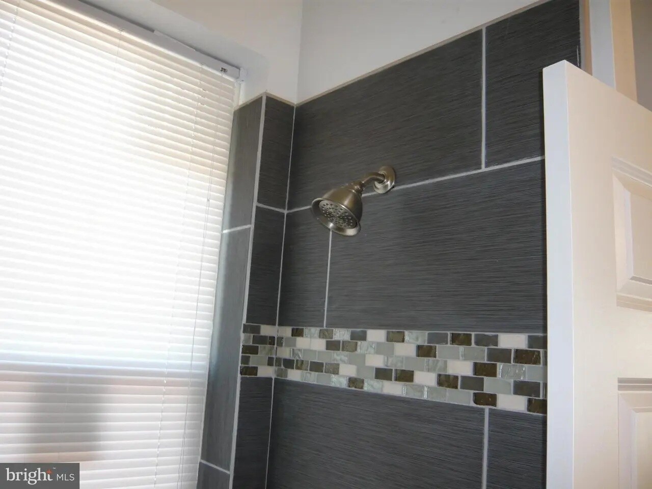 Bathroom 2 - 2517 Saint Paul St