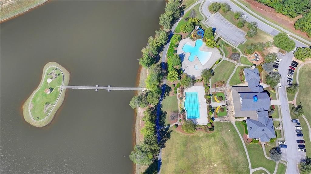 Building Photo - 6755 Scarlet Oak Way