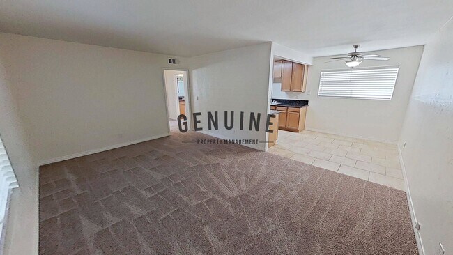 Building Photo - Beautiful 2 Bedroom in Creekside Villas!