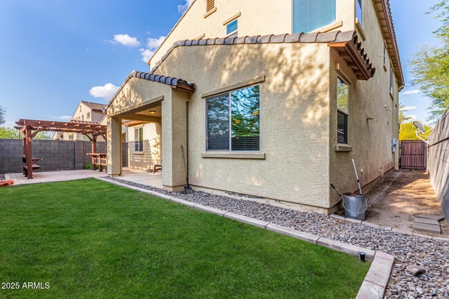 Building Photo - 12800 N 93rd Dr