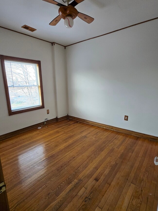 Building Photo - 4235 Trumbull