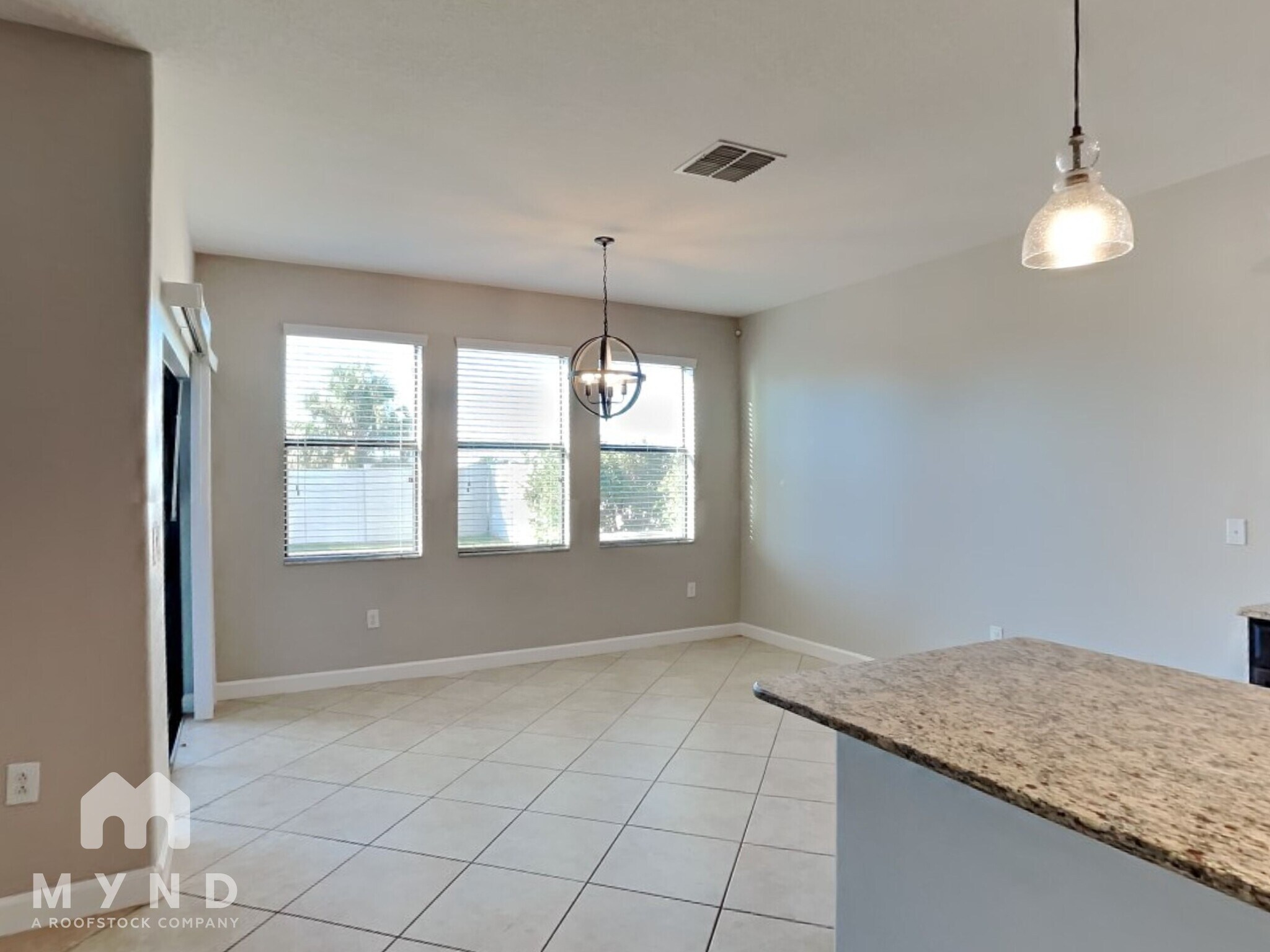 Building Photo - 10159 Newminster Loop