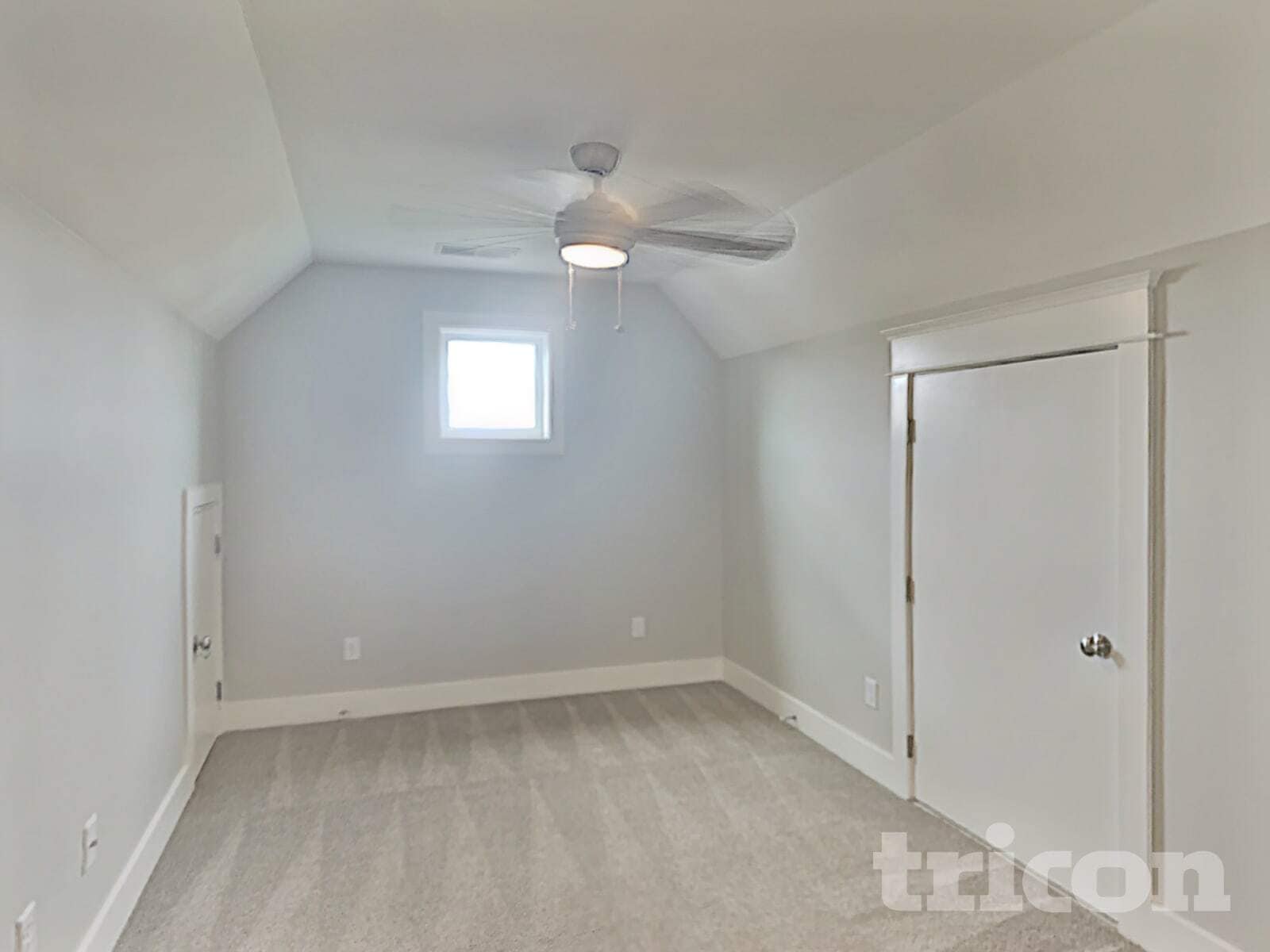 Building Photo - 1244 Hillwood Private Cove