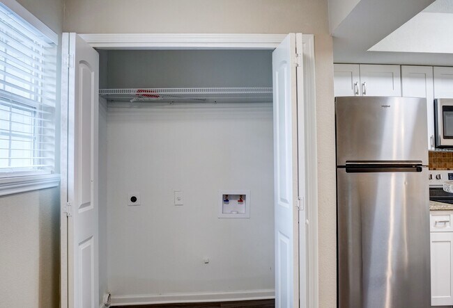 Building Photo - 9020 Grannis St