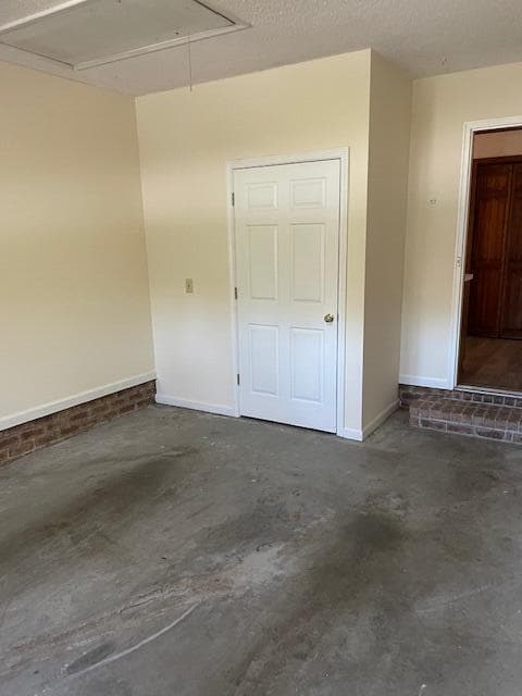 Building Photo - 35 Radcliff Dr