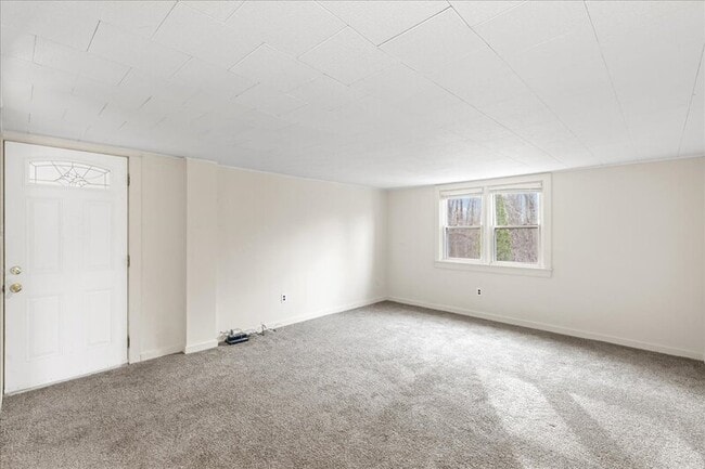 Building Photo - 139 Leona Ave