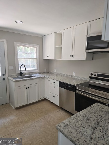 Building Photo - 4201 Lindsey Dr