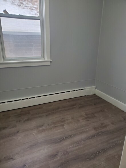 Building Photo - 2858 N Elston Ave
