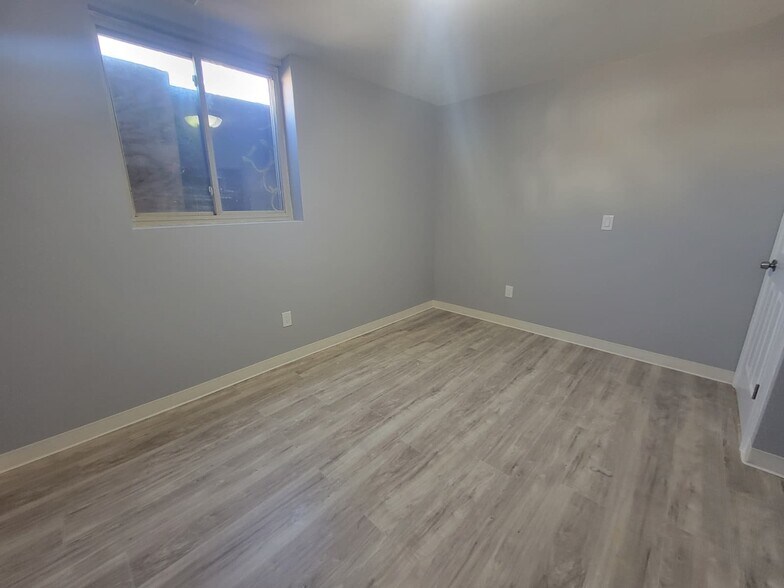 Building Photo - 1816-1816 N James H McGee Blvd