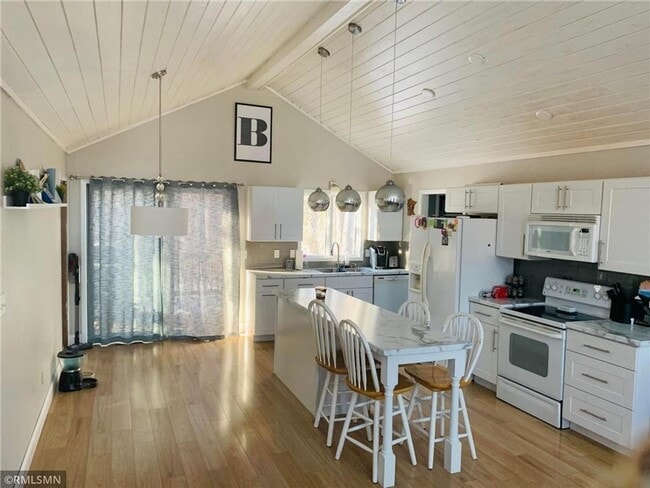 Building Photo - 4 Bedrooms, 2 Bathrooms Single Family Home in Baxter, MN 2 car garage, on a large corner lot