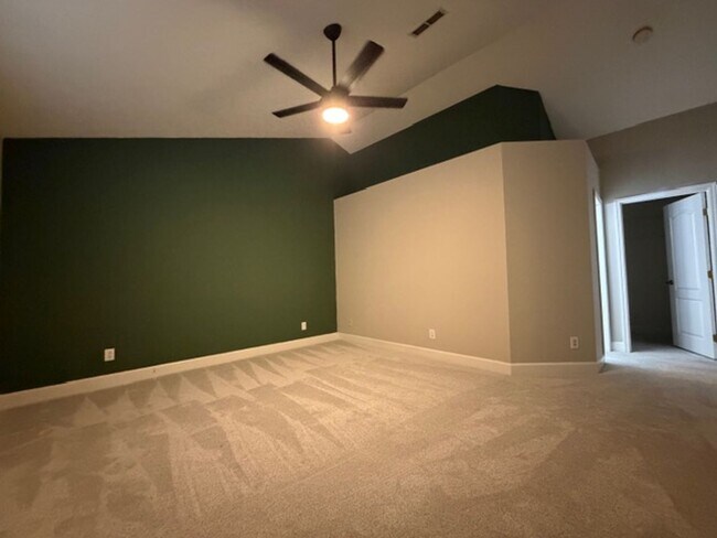 Building Photo - 3 Bed 1 Bathroom Single Family Home Available in Miamisburg*