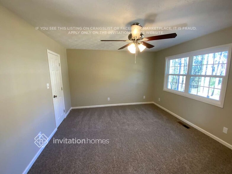 Building Photo - 2071 Hunters Cove Dr