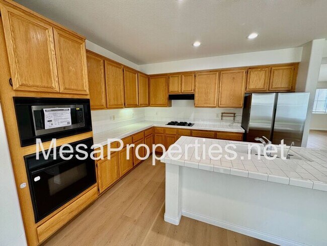 Building Photo - 6695 Goldy St