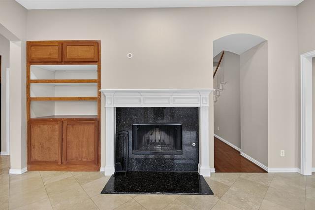 Building Photo - 1604 Wagon Wheel Dr