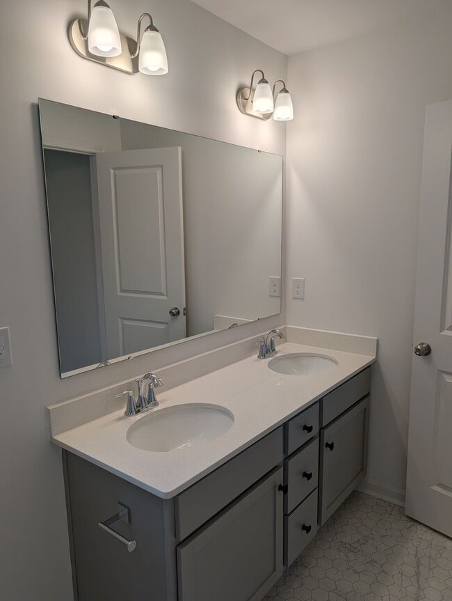 Building Photo - NEW Single Family Home - 2.5 Miles to I-85/Minutes from Downtown Salisbury