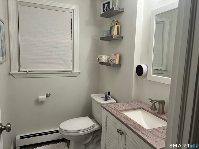 Building Photo - 79 Westbrook Dr