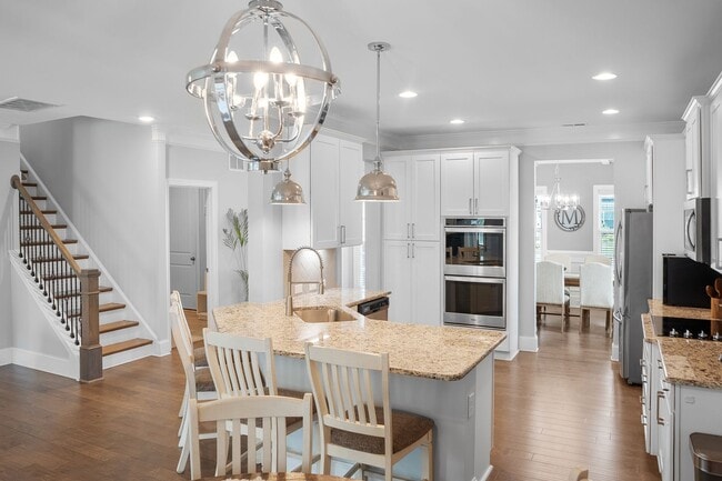 Building Photo - Stunning 4 bedroom 2.5 bath home located in Hampstead Wyndwater Community