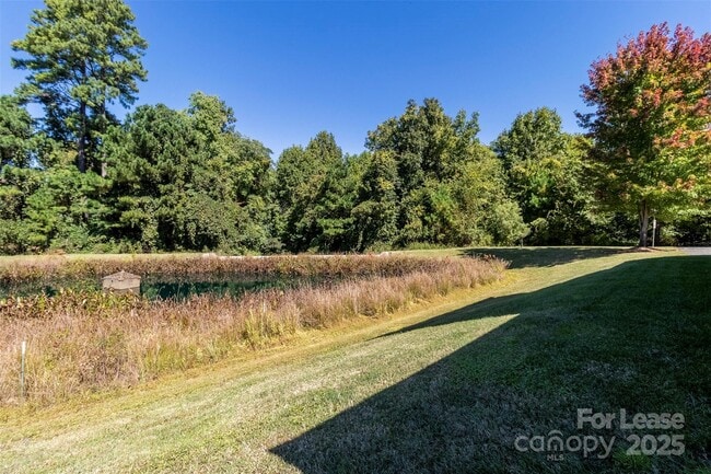 Building Photo - 20345 Harroway Dr