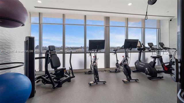 Building Photo - 1100 Biscayne Blvd