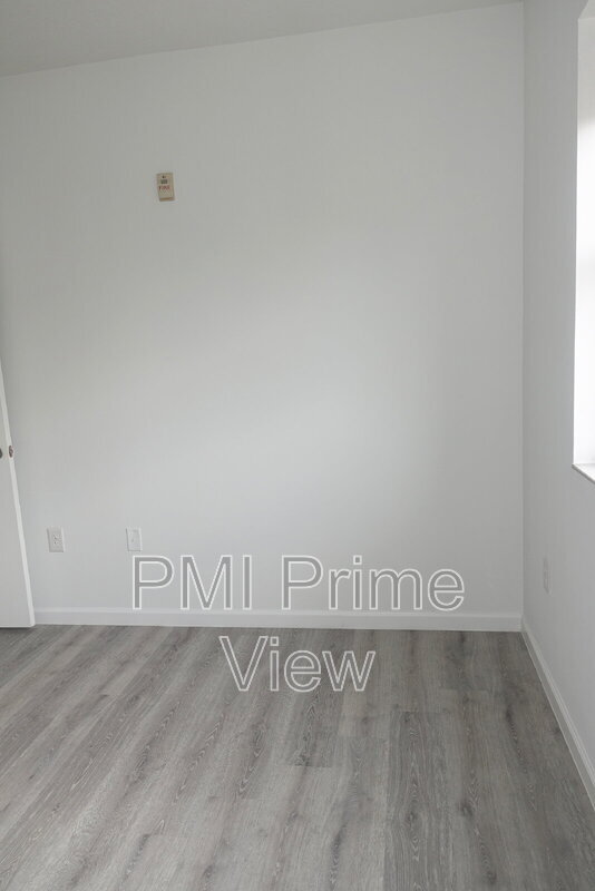 Building Photo - 11040 SW 196th St