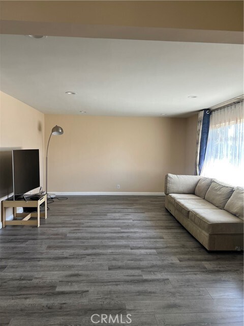 Building Photo - 71 W Arthur Ave