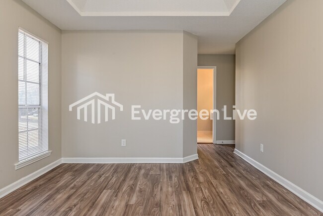 Building Photo - 3431 Hollow Oak Dr