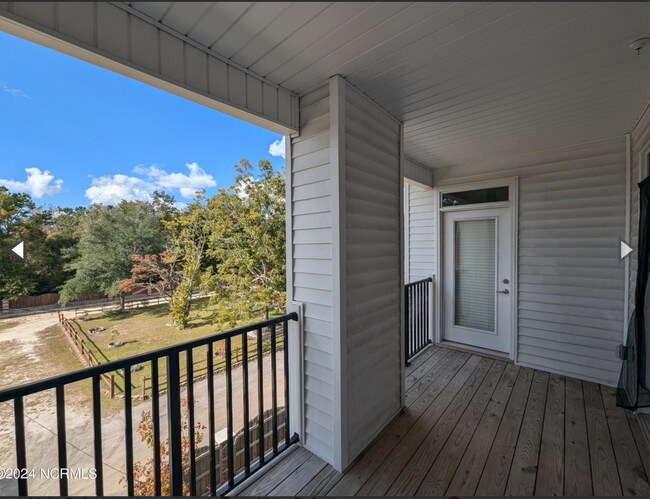 Building Photo - Special Offer! Submit your application before August 31, while supplies last for a rental rate of...