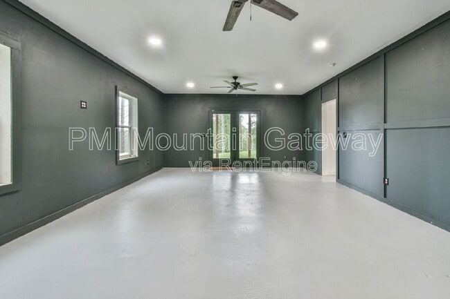 Building Photo - 13765 GA-136